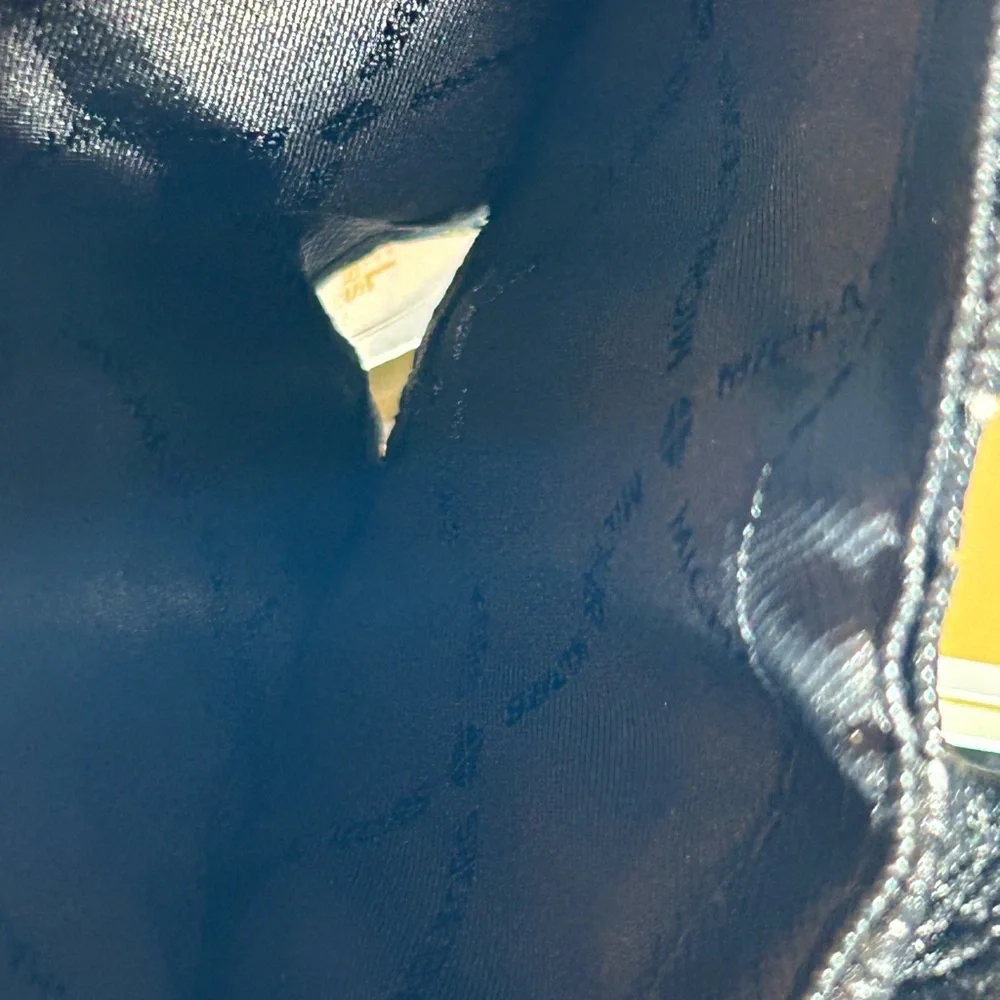 Michael Kors Black Key & Card Holder Pebbled Leather 4.5” x 4” NWT - Picture 10 of 12